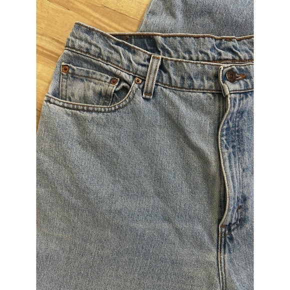Vintage 505 levis light wash relaxed fit tapered leg - Picture 3 of 13